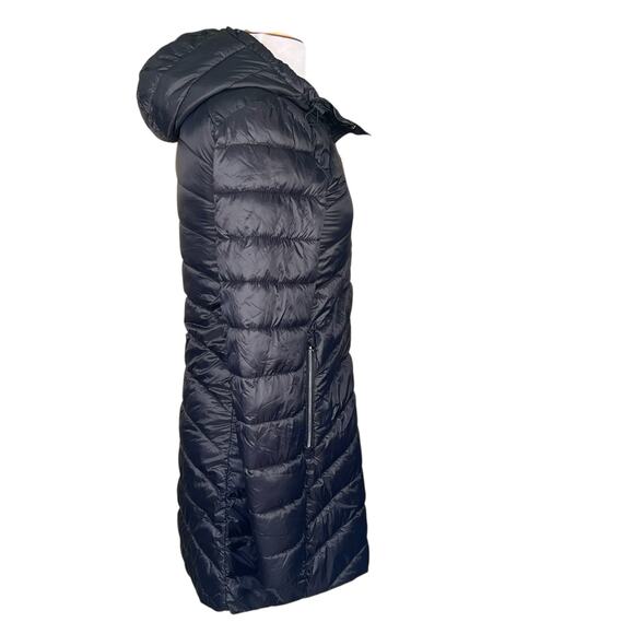 GAP Women’s Black Nylon Packable Puffer Coat Size XS Fits a Small NWOT - Picture 6 of 11